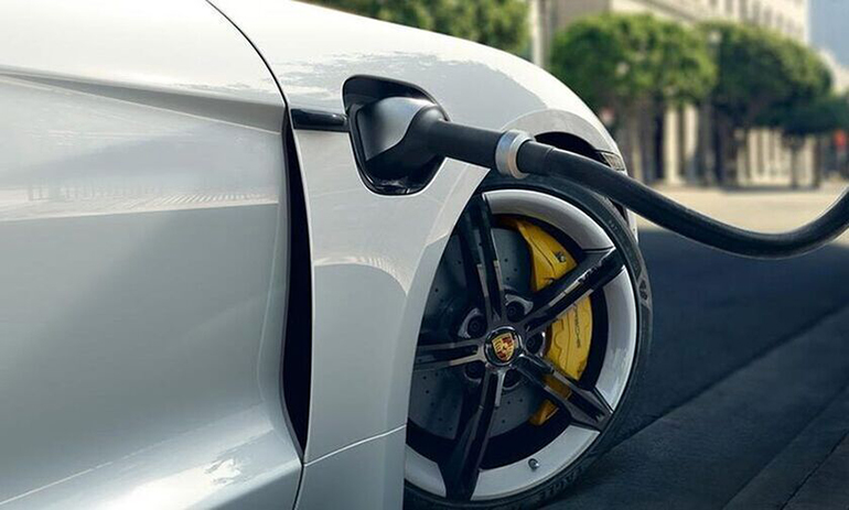 Τα ηλεκτρικά οχήματα έχουν αρχίσει να μπαίνουν για τα καλά στη ζωή μας...