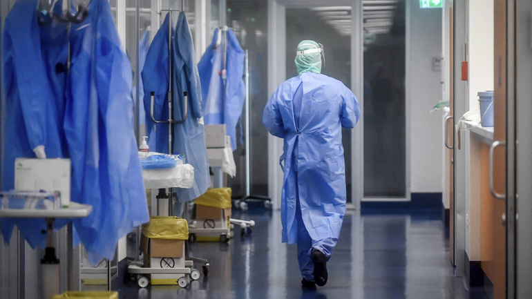 Έχασε τη μάχη με τον κορωνοϊό μια 71χρονη – Στα 241 τα θύματα της νόσου