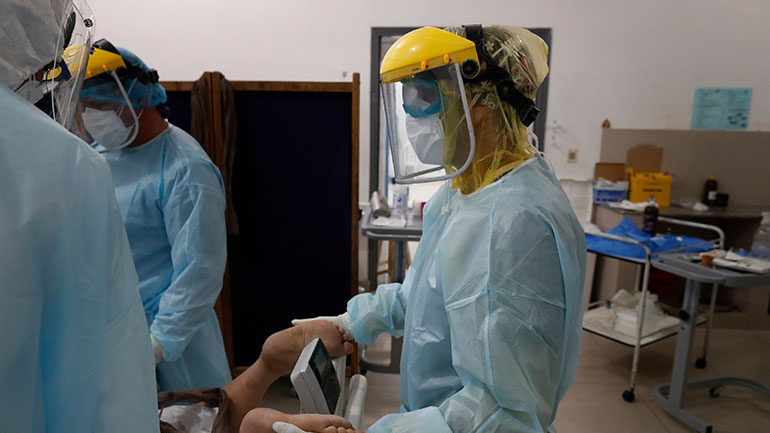 Ο συνολικός αριθμός των κρουσμάτων κορωνοϊού στη Ρωσία ξεπέρασε τα 950.000