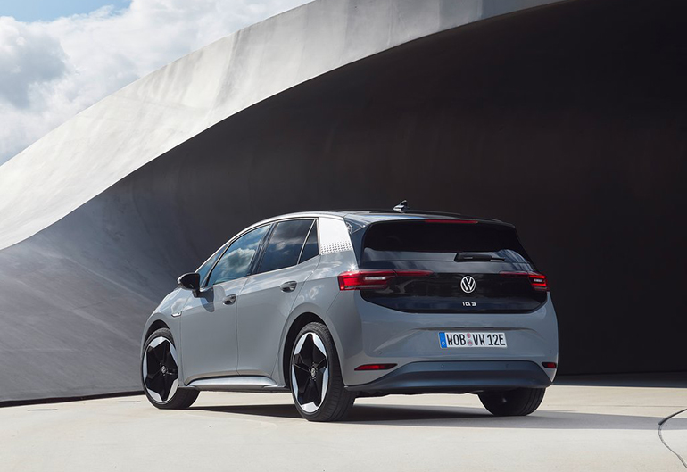 Το ID.3 θα βρίσκεται πολύ σύντομα σε όλες τις αντιπροσωπείες της VW στην Ελλάδα.