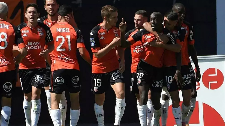 Με το… δεξί Λοριάν και Νιμ στο γαλλικό πρωτάθλημα