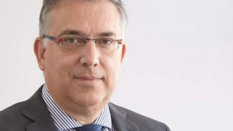 Εργασία με τρεις βάρδιες στο δημόσιο λόγω κορωνοϊού