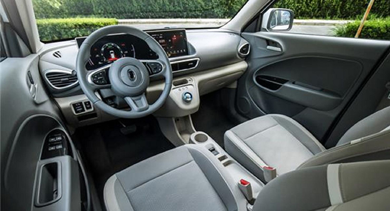 Το εσωτερικό του κινέζικου μοντέλου...