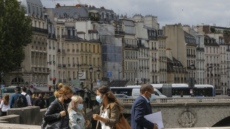 Κορωνοϊός: Ταξιδιωτική προειδοποίηση της Γερμανίας για το Παρίσι και την Κυανή Ακτή