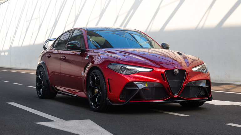 Οι αλλαγές που έγιναν στις συλλεκτικές Alfa Romeo GTA & GTAm των 540 ίππων Οι αλλαγές που έγιναν στις συλλεκτικές Alfa Romeo GTA & GTAm των 540 ίππων