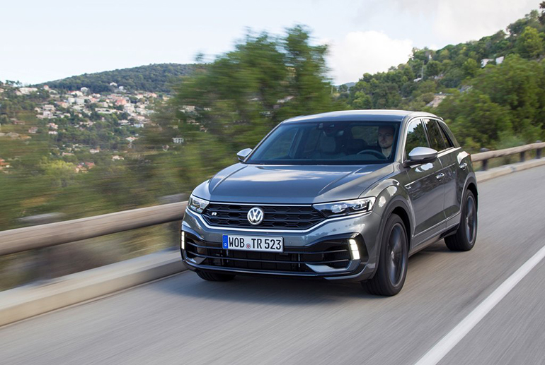 Δεύτερο σε πωλήσεις τον Ιούλιο ήταν το VW T-Roc.