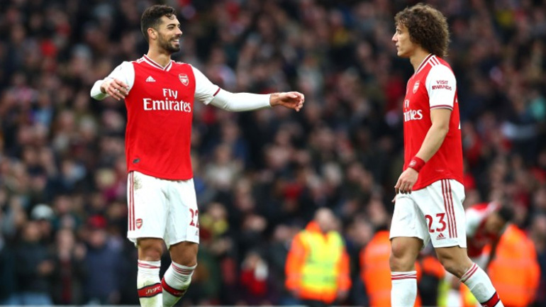 Μένουν στην Άρσεναλ Πάμπλο Μάρι και Σέντρικ Σοάρες