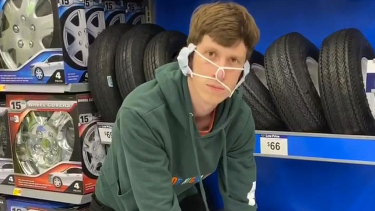 Πώς φορούν οι άνθρωποι την μάσκα στα μαγαζιά