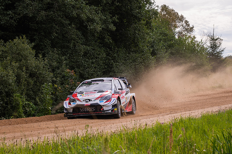 O Ogier τρέχει φέτος στο WRC με Toyota Yaris WRC και ηγείται της βαθμολογίας του πρωταθλήματος