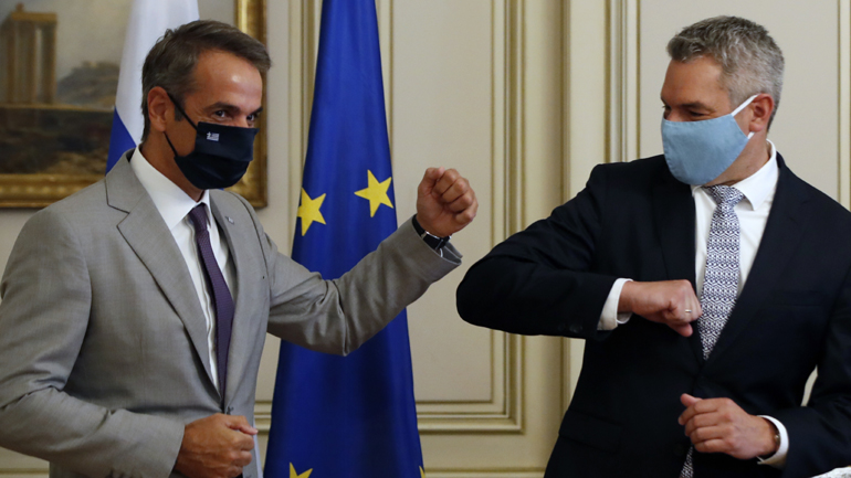 Στο Μαξίμου ο υπουργός Εσωτερικών της Αυστρίας – Στο επίκεντρο μεταναστευτικό και ελληνοτουρκικά