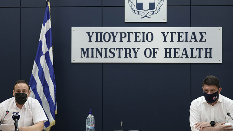 Μαγιορκίνης: Μην μας ξεγελά η μείωση των κρουσμάτων – Η πανδημία σιγοβράζει