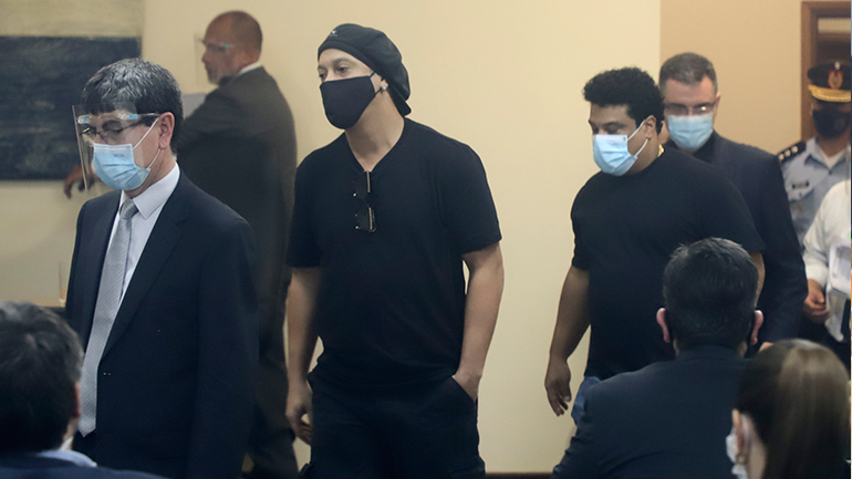 Ελεύθερος μετά 5 μήνες ο Ροναλντίνιο, επιστρέφει στη Βραζιλία