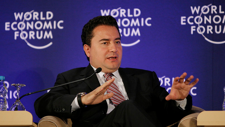 Θετικός στον κορωνοϊό ο πρώην τσάρος της τουρκικής οικονομίας