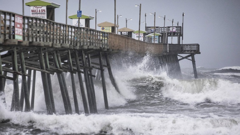 ΗΠΑ: Ο κυκλώνας Λάουρα ενισχύθηκε και κατευθύνεται σε Λουιζιάνα και Τέξας