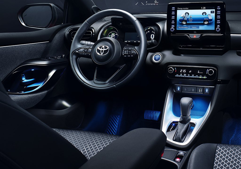 Το εσωτερικό του ιαπωνικού μοντέλου...