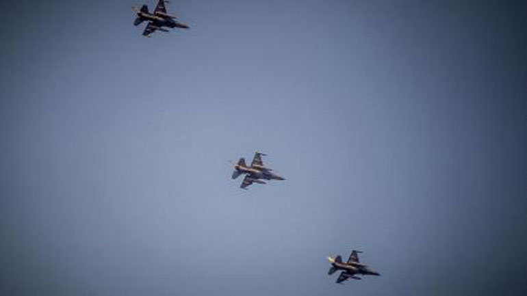 Συνεκπαίδευση Ενόπλων Δυνάμεων της Ελλάδας και των Ηνωμένων Αραβικών Εμιράτων στη βάση της Σούδας