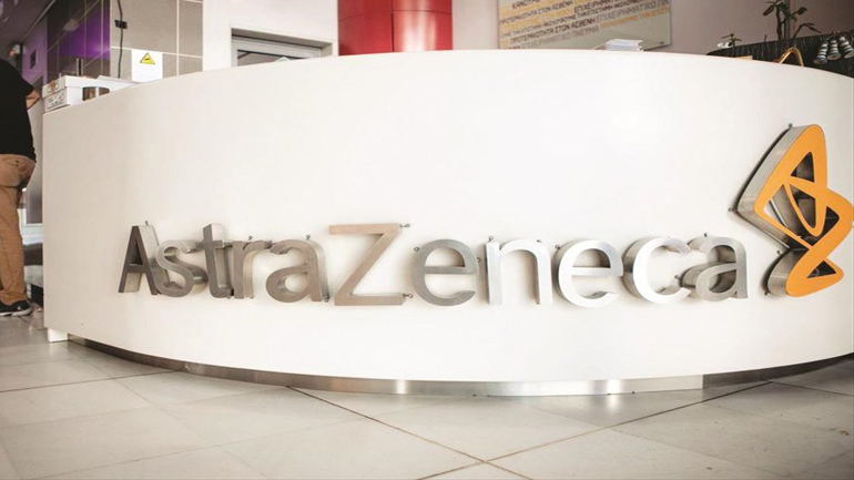 Η Κομισιόν υπέγραψε συμβόλαιο με την AstraZeneca για την προμήθεια του εμβολίου