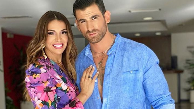 Ελένη Χατζίδου – Ετεοκλής Παύλου: Αναβάλουν τον γάμο και τη βάφτιση της κορούλας τους λόγω Covid-19