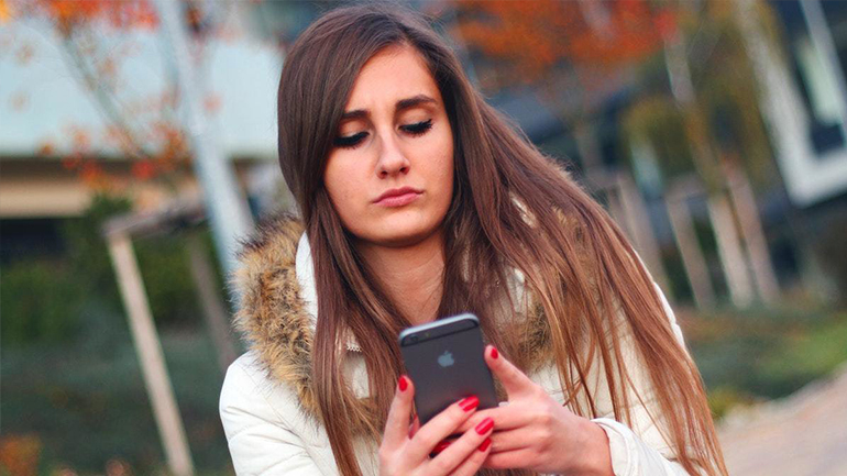 Tο 13% των νέων παραδέχεται ότι κλέβει Wi-Fi από τους γείτονες