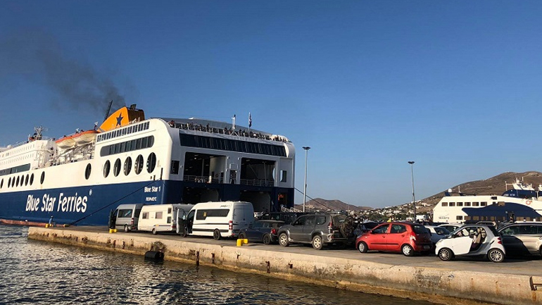 Μαζική επιστροφή ταξιδιωτών από την Πάρο