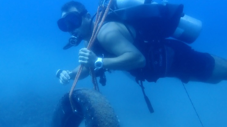 Υποβρύχιος καθαρισμός στη Λαγόμανδρα Χαλκιδικής