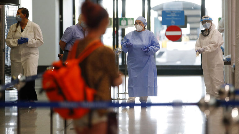 Ιταλία: «Πρέπει να είμαστε πολύ προσεκτικοί και να επιτρέψουμε στα παιδιά να επιστρέψουν στις τάξεις τους με ασφάλεια»