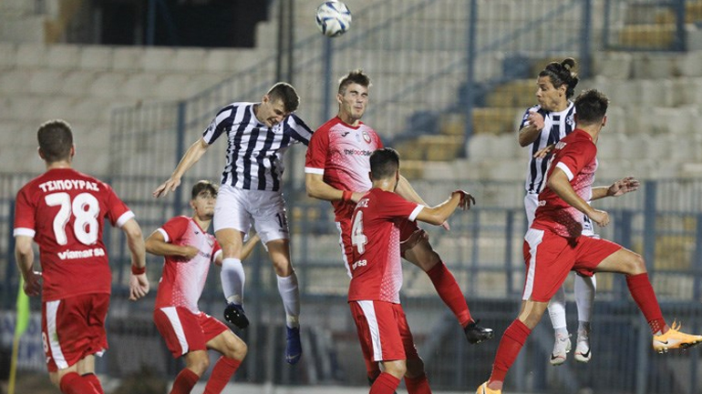 Χειροκρότημα για τον Απόλλωνα!