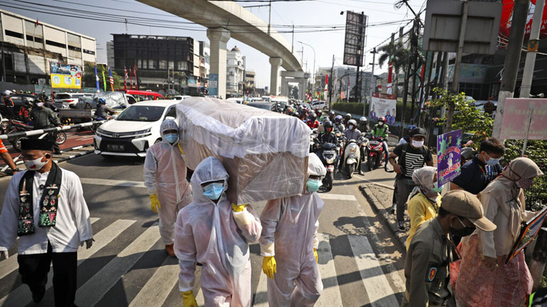 Ινδονησία: 2.858 νέα περιστατικά και 82 θάνατοι σε 24 ώρες