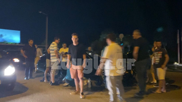 Tροχαίο ατύχημα στη λεωφόρο Σουνίου στο Λαγονήσι Tροχαίο ατύχημα στη λεωφόρο Σουνίου στο Λαγονήσι