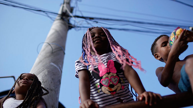 Βραζιλία: Η κυβέρνηση αρνείται την άμβλωση σε γυναίκες θύματα βιασμού