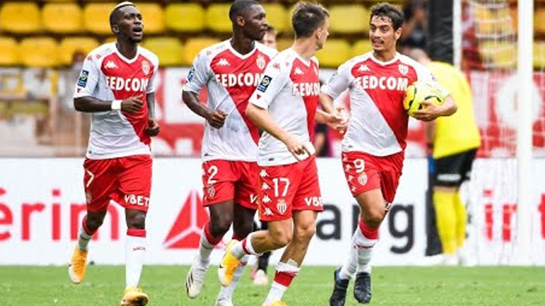 Νίκες για τα φαβορί στο Σαμπιονά