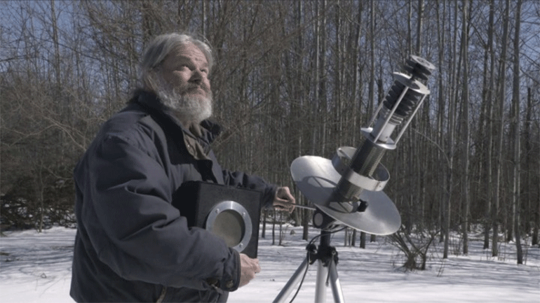 Με μουσική των Kraftwerk προσπαθούσε να επικοινωνήσει με εξωγήινους