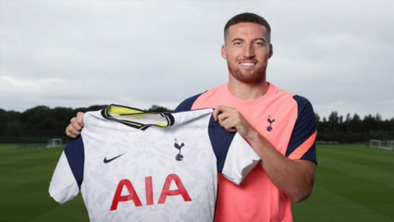 Στην Τότεναμ η Ντόχερτι