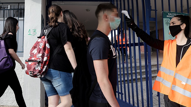 Θεοδωρικάκος: Δωρεάν οι μάσκες και στα ιδιωτικά σχολεία