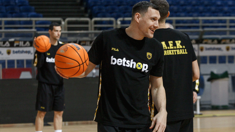 Μπάσκετ: Πρόβλημα με τον Ματσιούλις στην ΑΕΚ