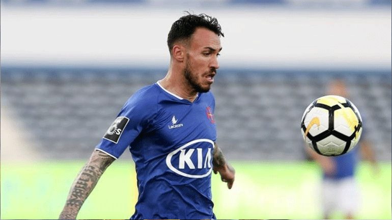 Μένει ελεύθερος και υπογράφει στον Παναθηναϊκό ο Βιάνα