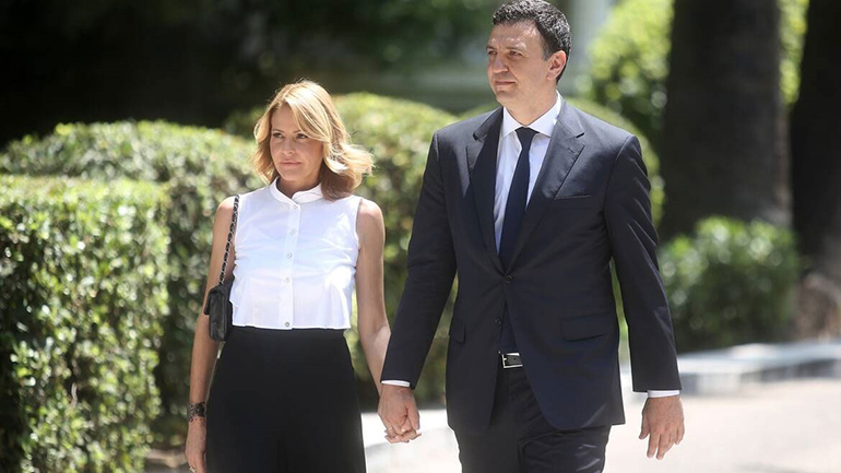 Αυτό είναι το φύλο του μωρού που περιμένουν η Τζένη Μπαλατσινού και ο Βασίλης Κικίλιας!