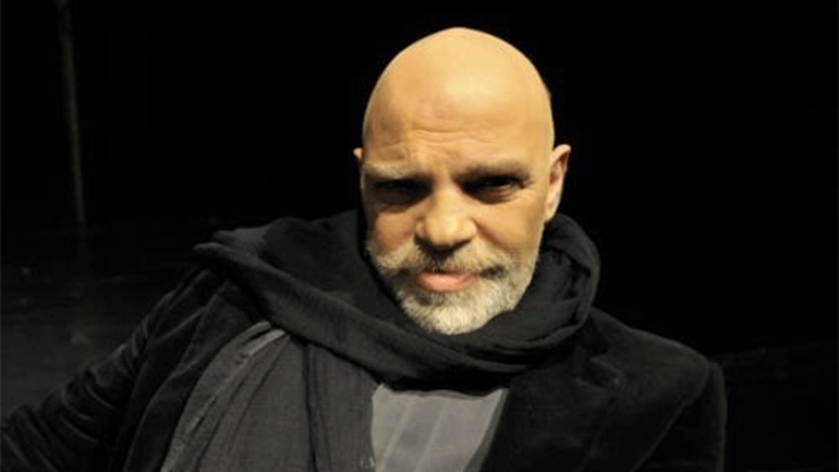 Το τελευταίο χειροκρότημα στον σπουδαίο θεατράνθρωπο Γιώργο Βούρο