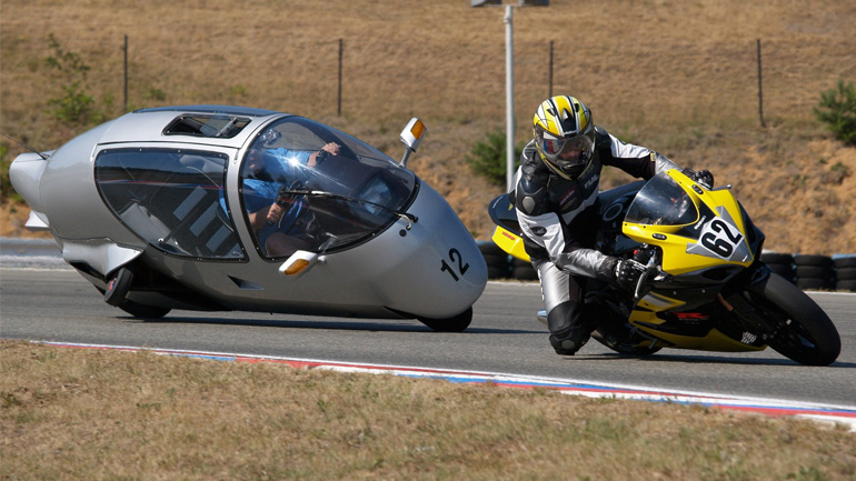 MonoRacer 130E: Ηλεκτρικό, εκκεντρικό και για… πίστα MonoRacer 130E: Ηλεκτρικό, εκκεντρικό και για… πίστα