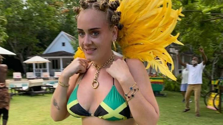 Η εμφάνιση της Adele που εξόργισε τους θαυμαστές της – Την κατηγορούν για cultural appropriation