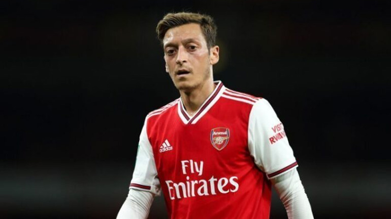 Μεγάλη πρόταση της Αλ Νασρ για τον Οζίλ