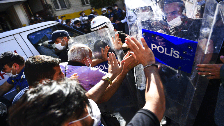 Τουρκία: «Η αστυνομία συνέλαβε υψηλόβαθμο στέλεχος του ΙΚ»