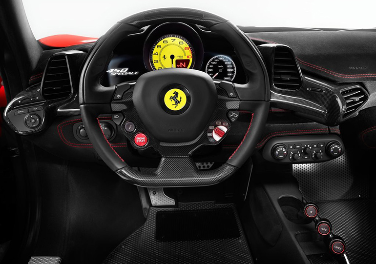 Η εικόνα που βλέπει ο οδηγός της Ferrari 458...