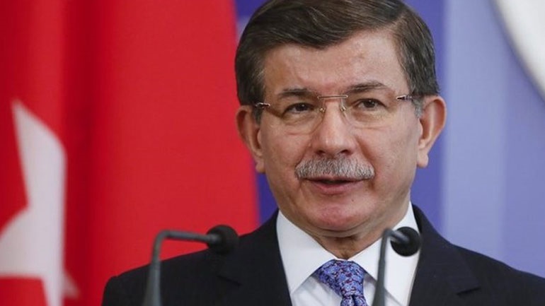 Νταβούτογλου: Η προβολή ισχύος της Άγκυρας κινδυνεύει να προκαλέσει στρατιωτική σύγκρουση στη Μεσόγειο