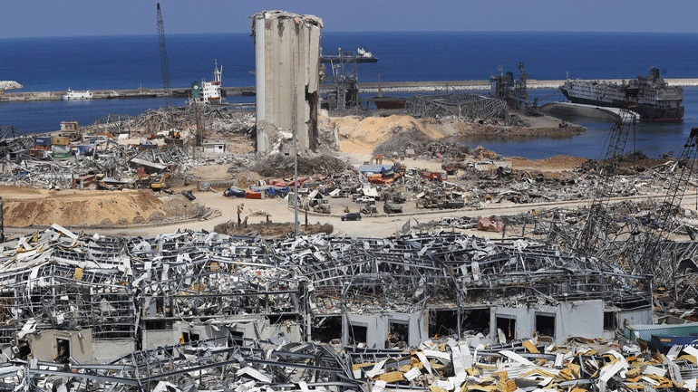 Εντοπίστηκαν ίχνη ζωής στα χαλάσματα κτιρίου ένα μήνα μετά τη φονική έκρηξη στη Βηρυτό