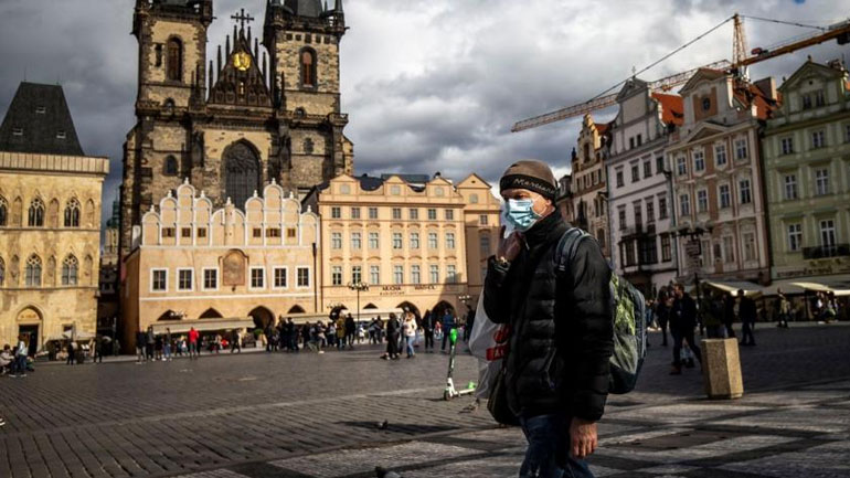 Τσεχία: Η μεγαλύτερη ημερήσια αύξηση κρουσμάτων από την έναρξη της επιδημίας