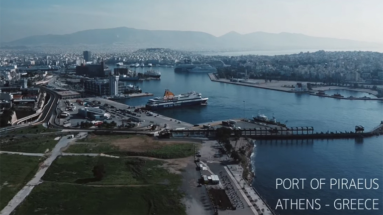 Το λιμάνι του Πειραιά από ψηλά