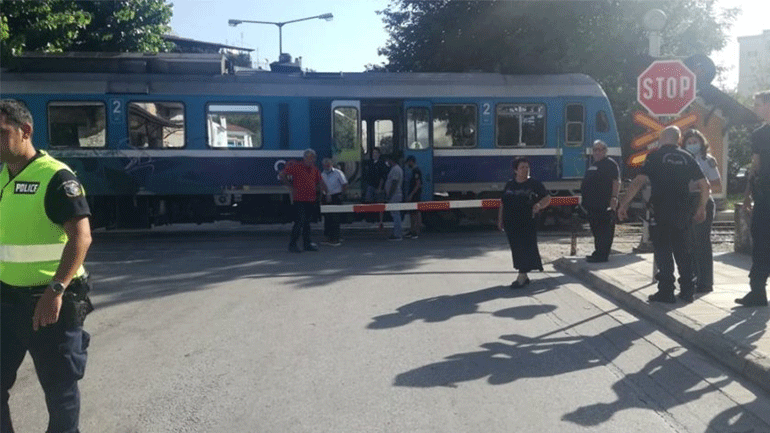 Άγιο είχε ηλικιωμένη που παρασύρθηκε από τρένο στα Τρίκαλα