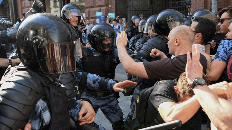 Ρωσία: Ποινή φυλάκισης 14 ημερών σε ακτιβιστή της αντιπολίτευσης