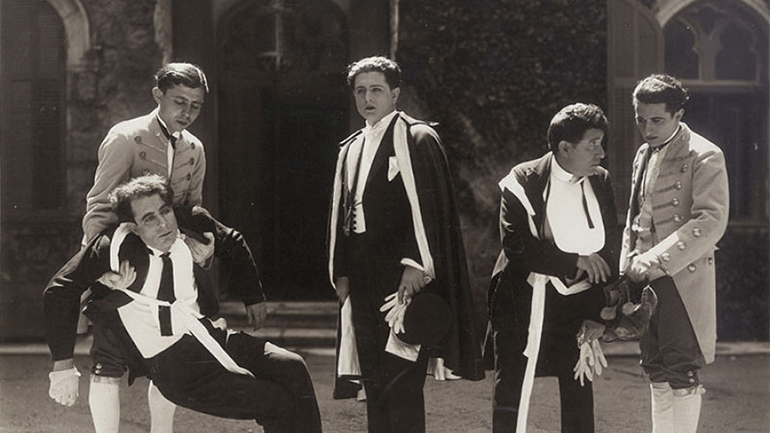 Ακύρωση της προβολής της ταινίας «Οι Απάχηδες των Αθηνών» στο Τατόι